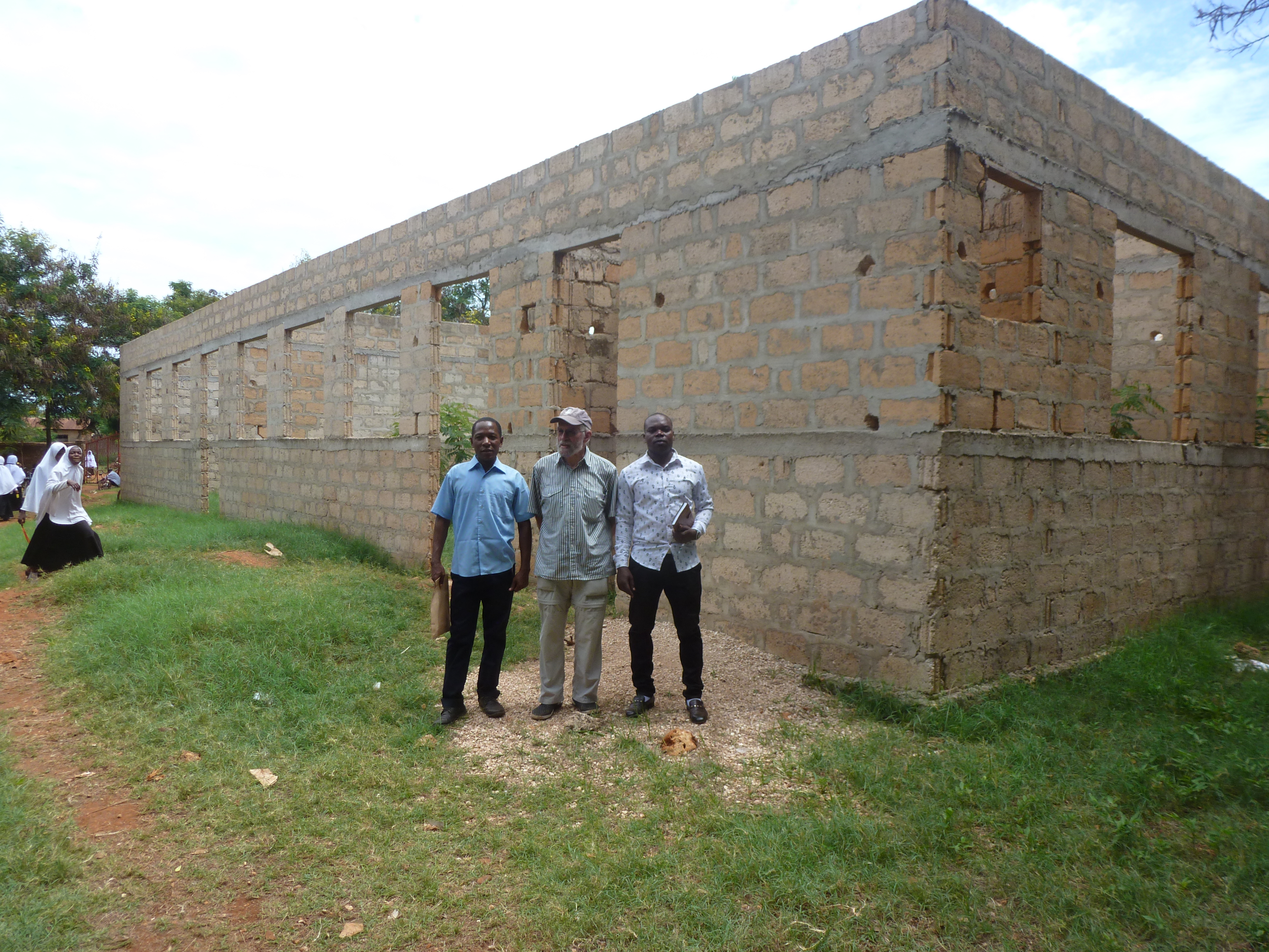 2022: Voortzetting bouw bib-lab-blok in KUSINI SECONDARY SCHOOL